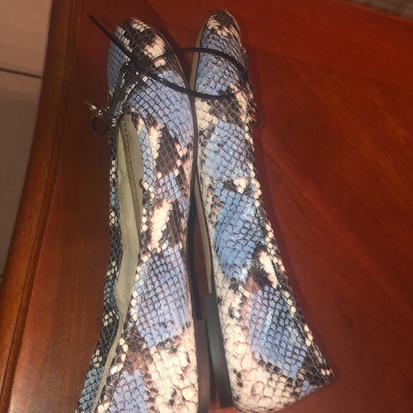 Prwnd Sam Edelman Felicia snake print baby blue black and white combo sz9 - Picture 10 of 11